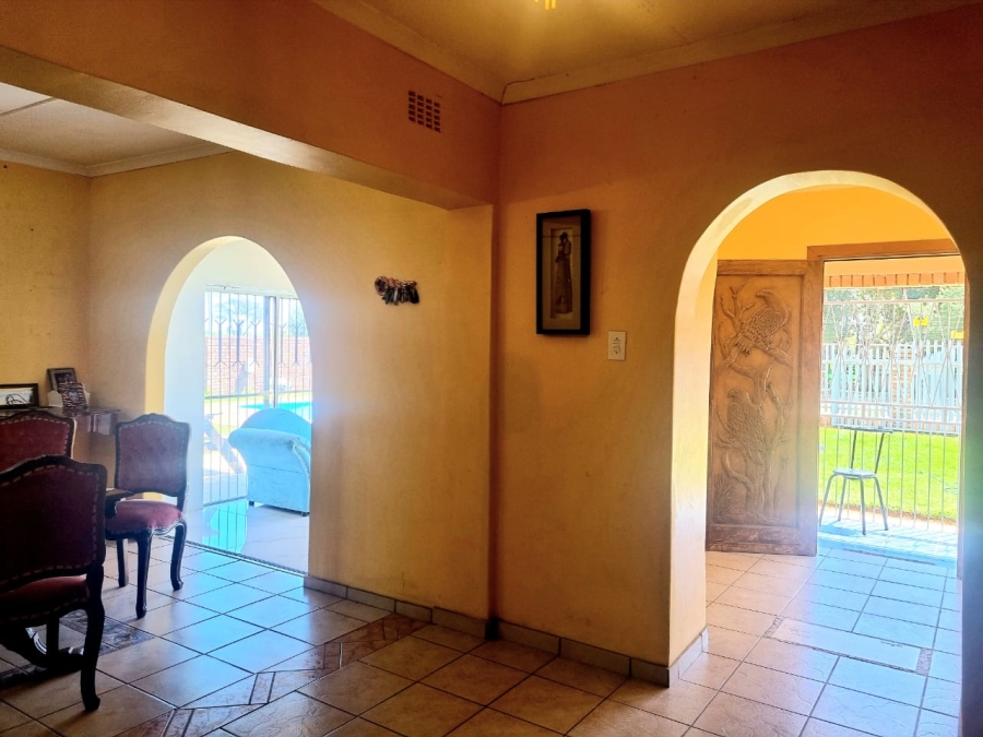 3 Bedroom Property for Sale in Roodepan Northern Cape